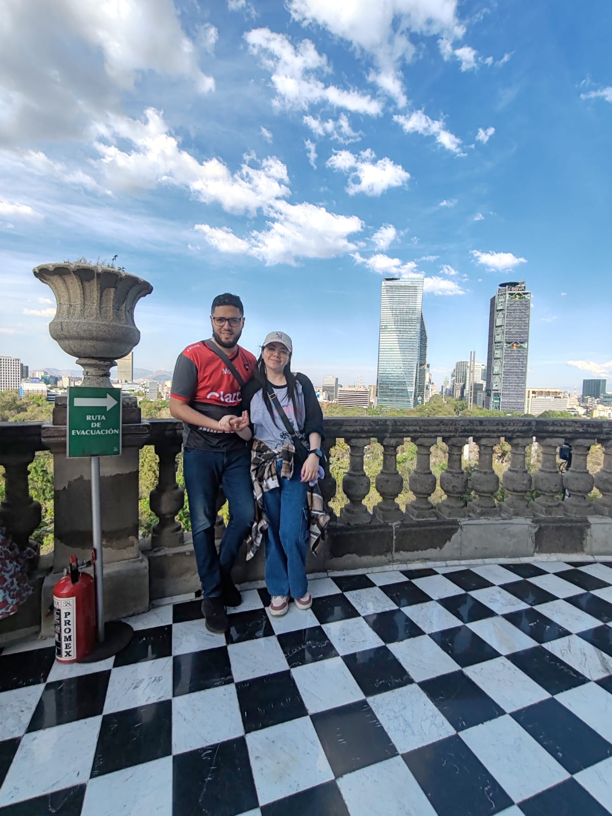 A photo from Efra and Susi's wedding gallery.